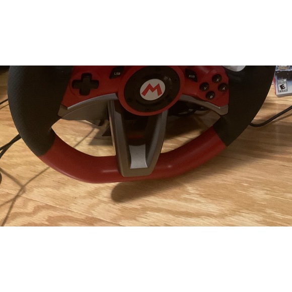 NINTENDO SWITCH RACING WHEEL - Picture 2 of 2